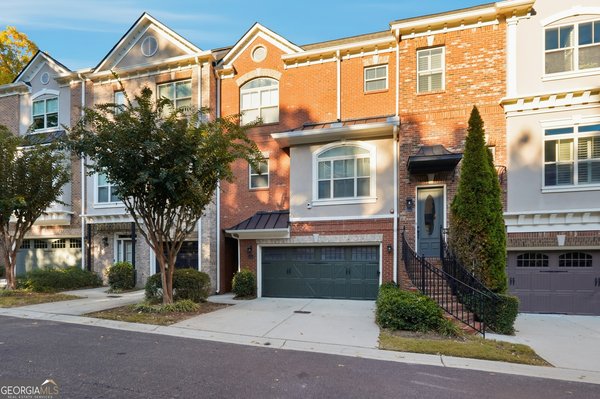 934 Delaronde Court, Atlanta