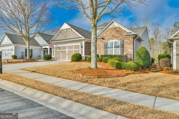 6468 Lantern Ridge, Hoschton