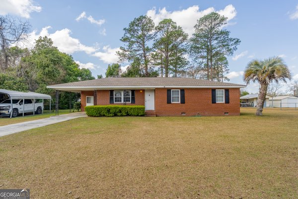 3779 Benny Street, Waycross