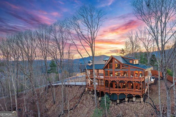 470 Skylight Drive, Blue Ridge