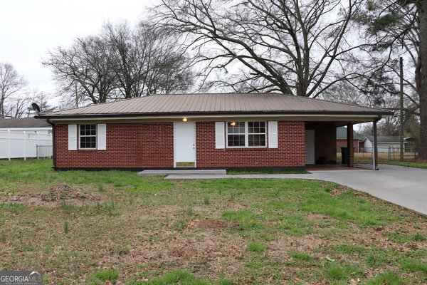 27 McLeod Street Lyerly