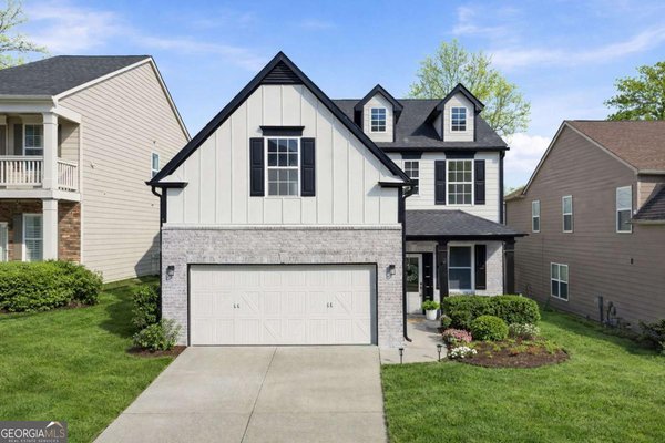 121 Camdyn Circle, Woodstock