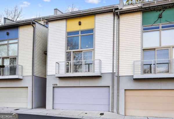 1376 Stirling Circle NW, Atlanta