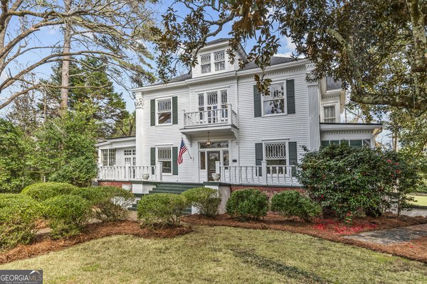 301 East Street, Greensboro