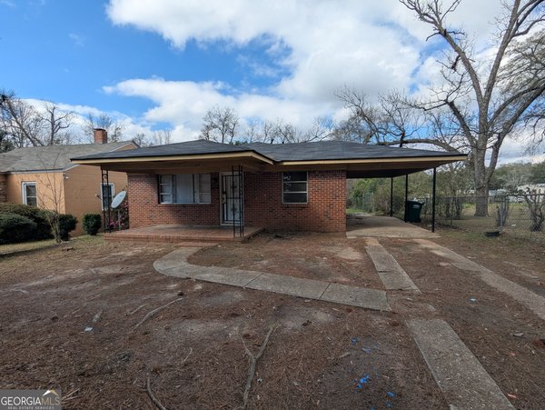 611 Whitney Avenue Albany