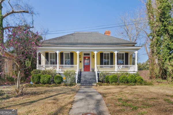 218 Rogers Avenue, Macon