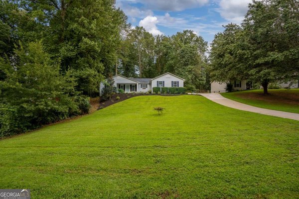 4340 Oak Creek Drive Gainesville