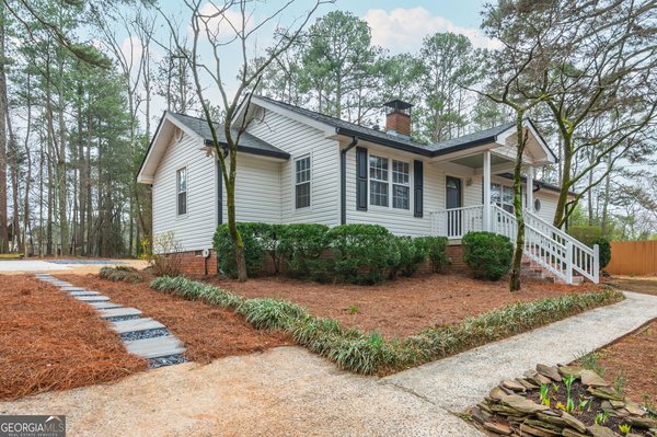 301 Midway Road, Marietta