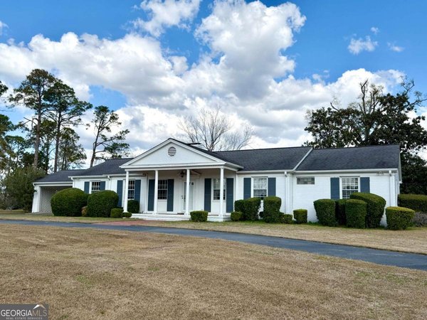 1206 Center Drive Vidalia