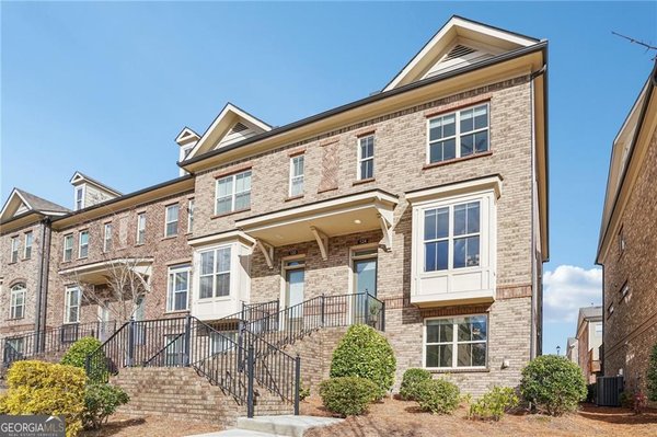 124 Laurel Crest Alley, Johns Creek