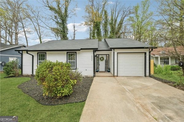 6035 Creekford Drive Lithonia