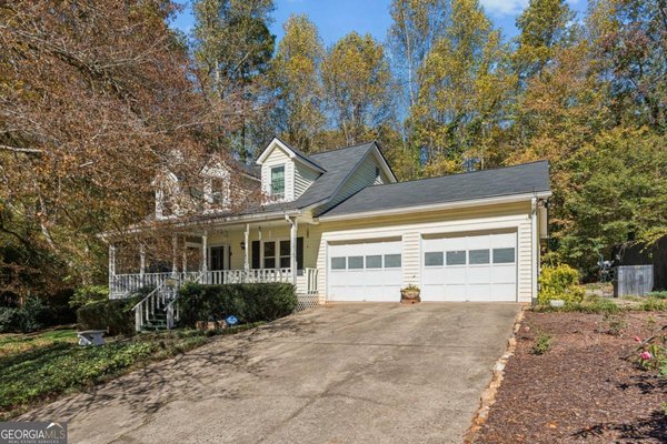 225 White Pines Drive, Alpharetta