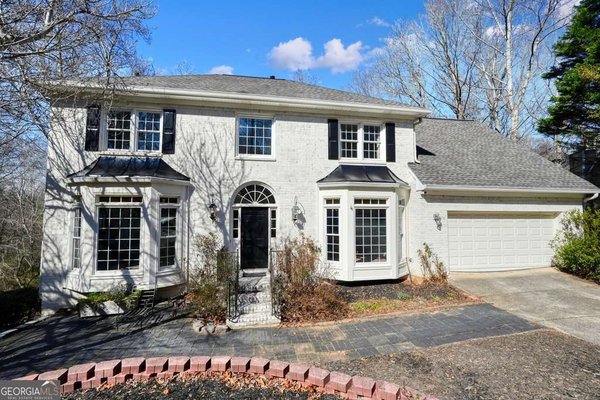 3097 Oak Chase Drive, Roswell