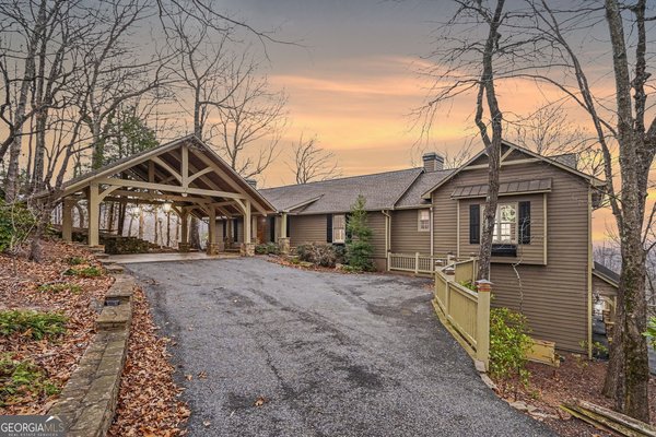 2136 Ridgeview Drive, Big Canoe