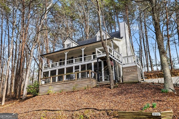 211 Hillside Drive, Waleska