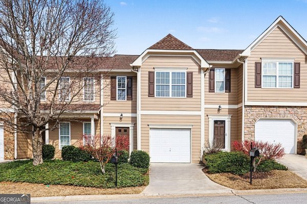 6632 Splashwater Drive, Flowery Branch