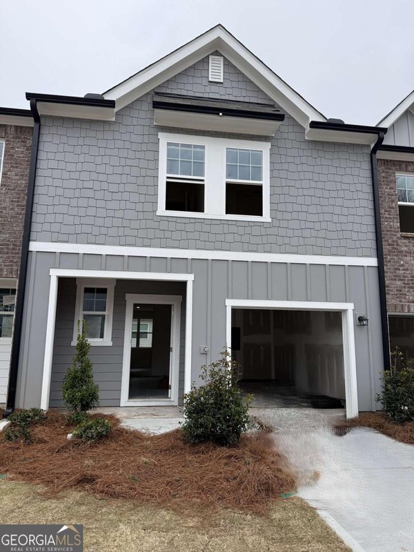 2063 Emerson Drive Auburn