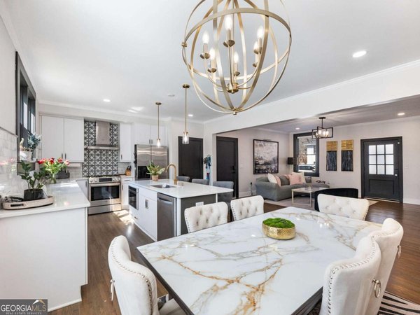 88 Peachtree Memorial Drive, Atlanta