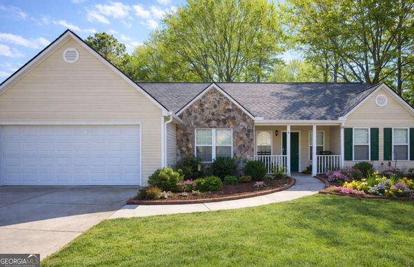 940 Willow Springs Court Loganville