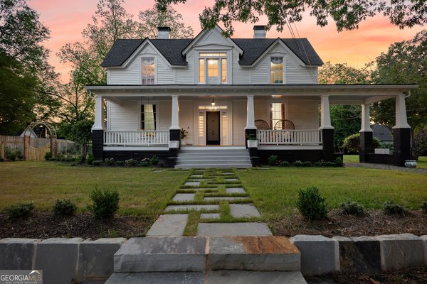 15 Robinson Street Newnan