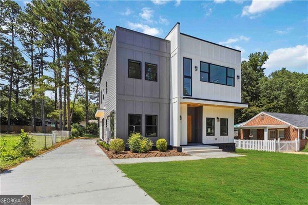 1554 Columbia Circle Decatur