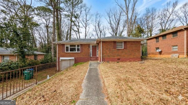 2725 Rollingwood Lane, Atlanta