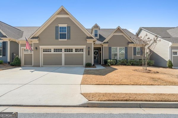 111 Red Maple Drive Peachtree City