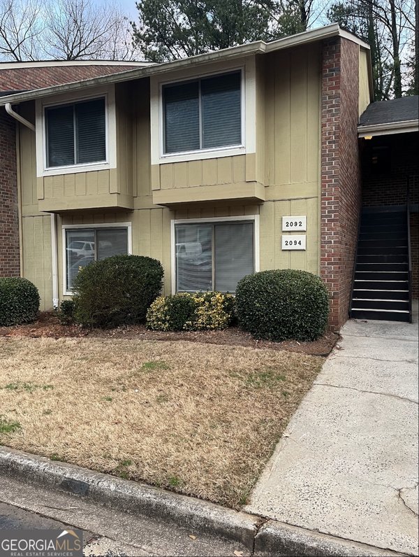 2094 Powers Ferry Trace Marietta