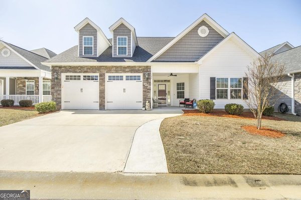 137 Shady Oak Drive Perry