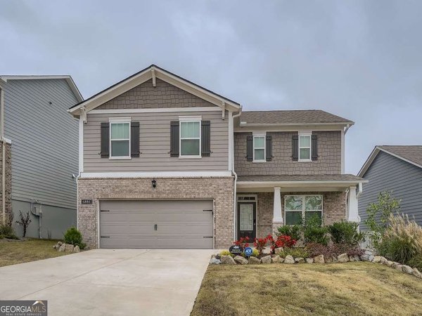 6886 Scarlet Oak Way, Flowery Branch