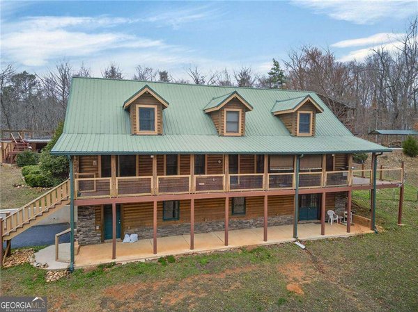 7346 Banks Mill Road, Douglasville