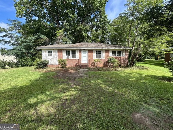 1715 Sewell Circle Perry