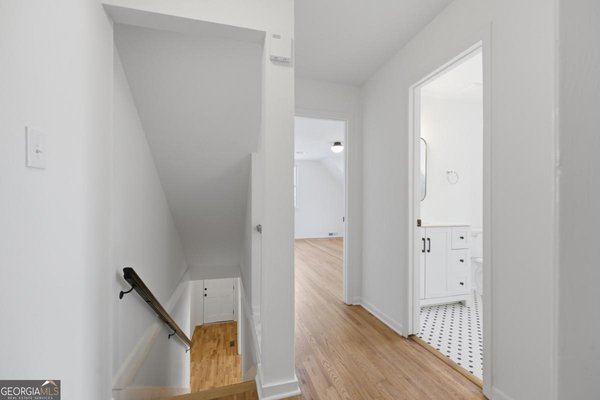 2413 Charleston Oaks Lane, Decatur