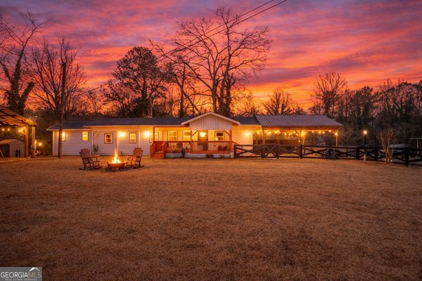 5432 Crystal Lake Drive, Gainesville