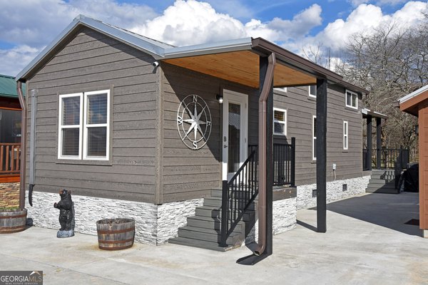 435 Golden Nugget, Blairsville