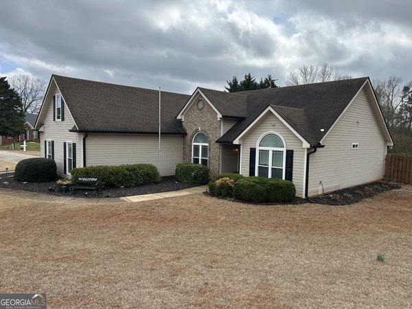 16 Bailey Park Court, Jefferson