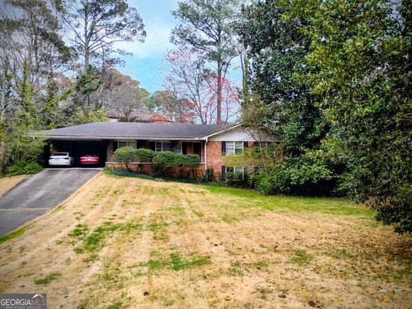 1663 Colebrook Circle Decatur