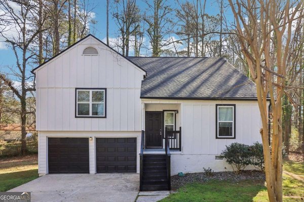 105 Running Bear Trail, Fayetteville