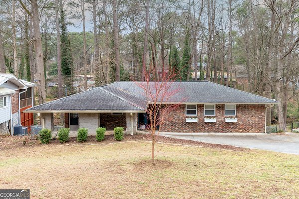 2237 Capehart Circle, Atlanta
