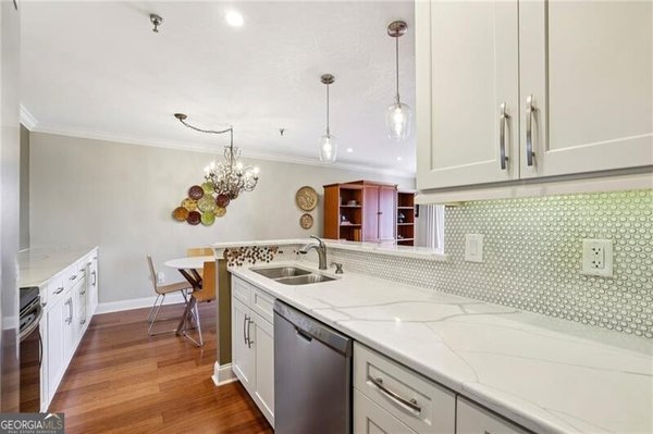 300 Johnson Ferry Road, Sandy Springs