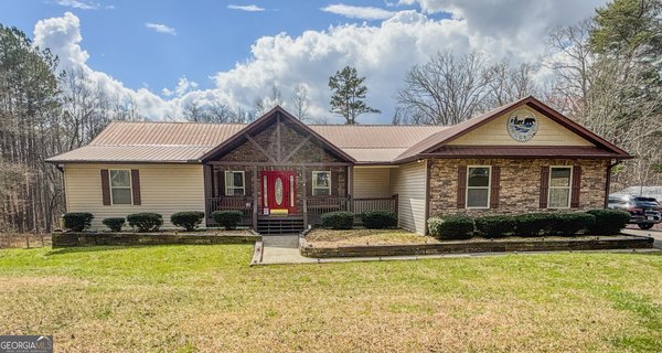 3756 Highway 52 Ellijay