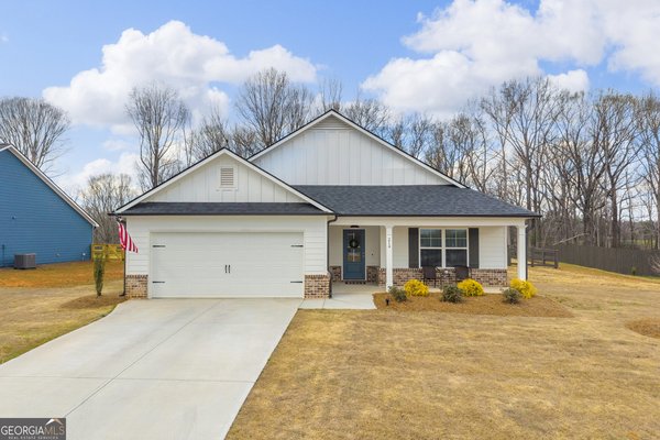 214 Franklin Hills Drive, Carnesville
