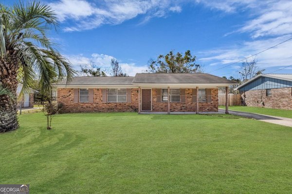 121 Deerwood Court, Hinesville