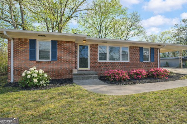 93 Hickory Circle, Toccoa