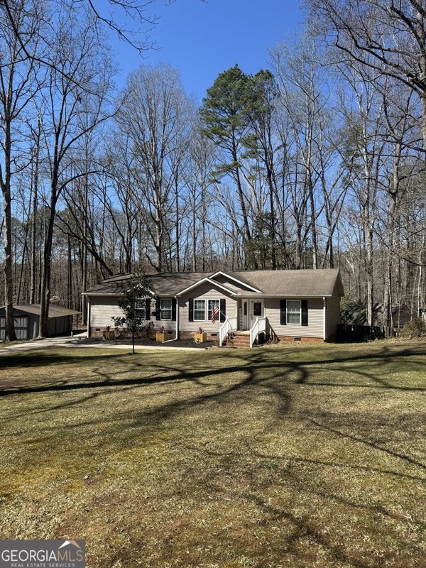 272 Lakeside Trail, Martin