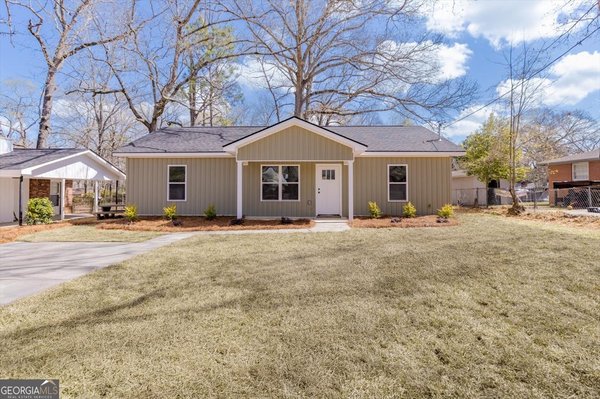 110 Lee Street, Warner Robins