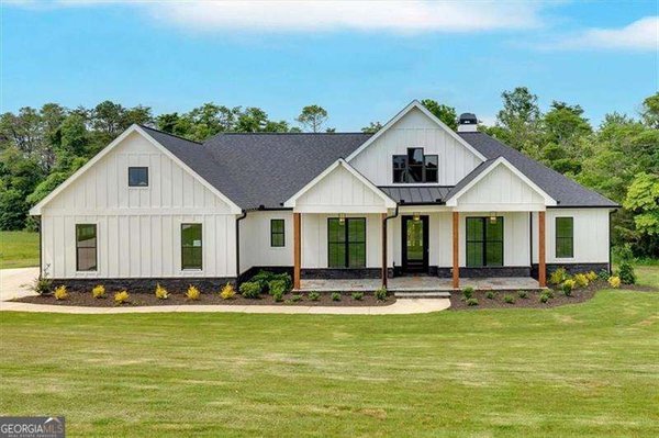 300 Eminence Peak Rydal