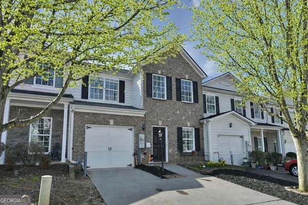 151 Spring Way Square, Canton