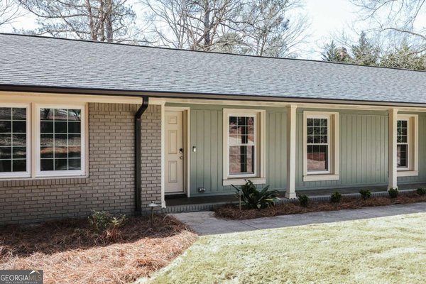 665 West Lake Drive, Athens