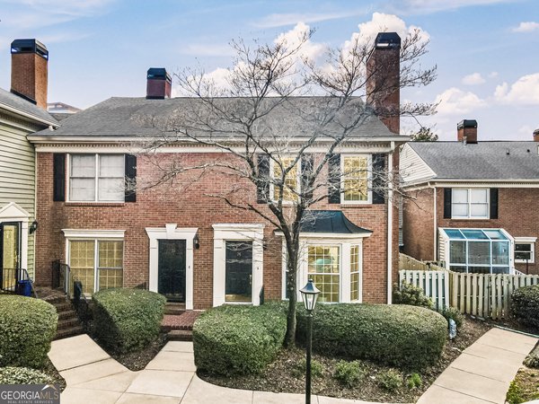 24 Mount Vernon Circle Sandy Springs